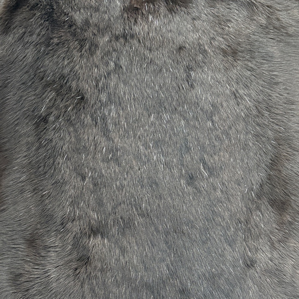 #A93 rabbit pelt - Picture 3 of 3
